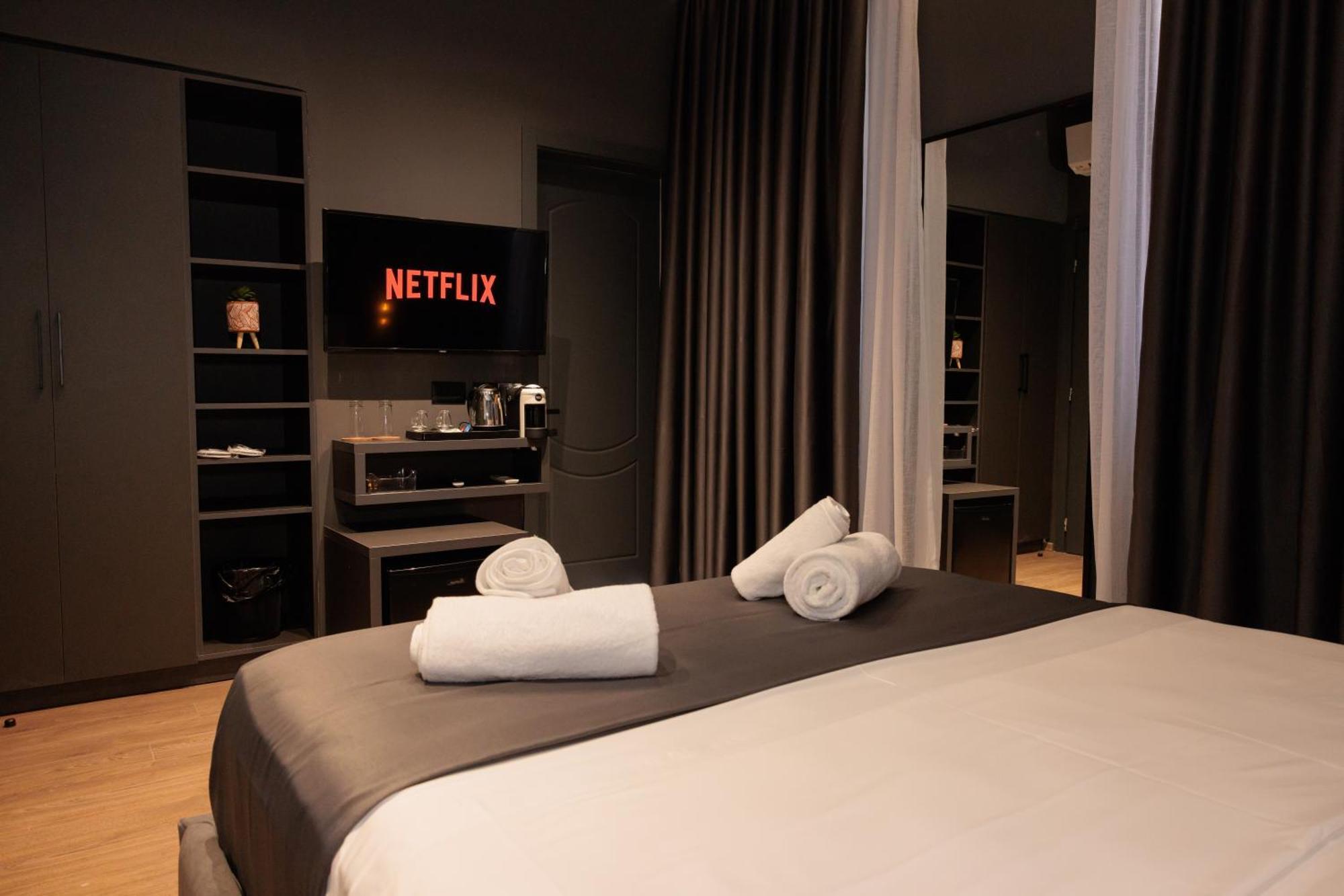 Bel Ami Tirana Hotel Ngoại thất bức ảnh